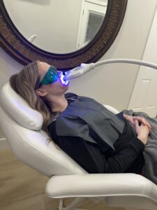 Why Teeth Whitening Works Differently on Veneers and Crowns